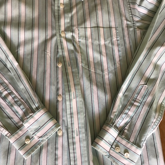 Gap classic fit button down shirt - Picture 3 of 4